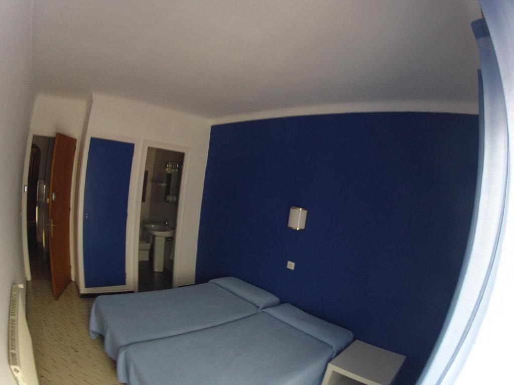Hostal German El Port De La Selva Номер фото